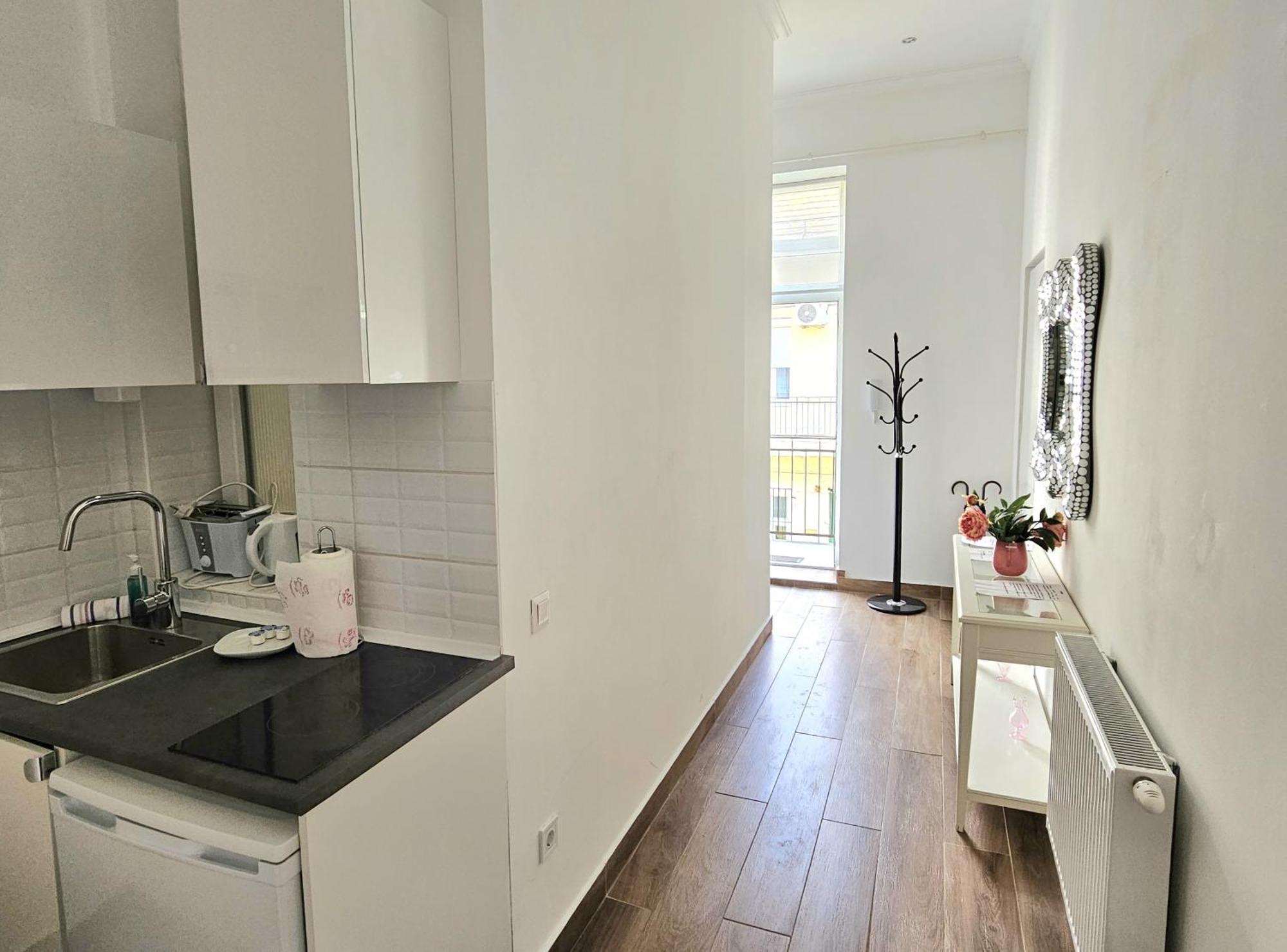 Designer Downtown Gem Leilighet Budapest Eksteriør bilde