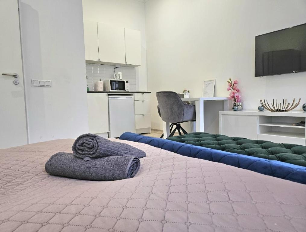 Designer Downtown Gem Leilighet Budapest Eksteriør bilde